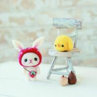 Hamanaka Needle Felting Kit - Strawberry Hat Rabbit & Chick